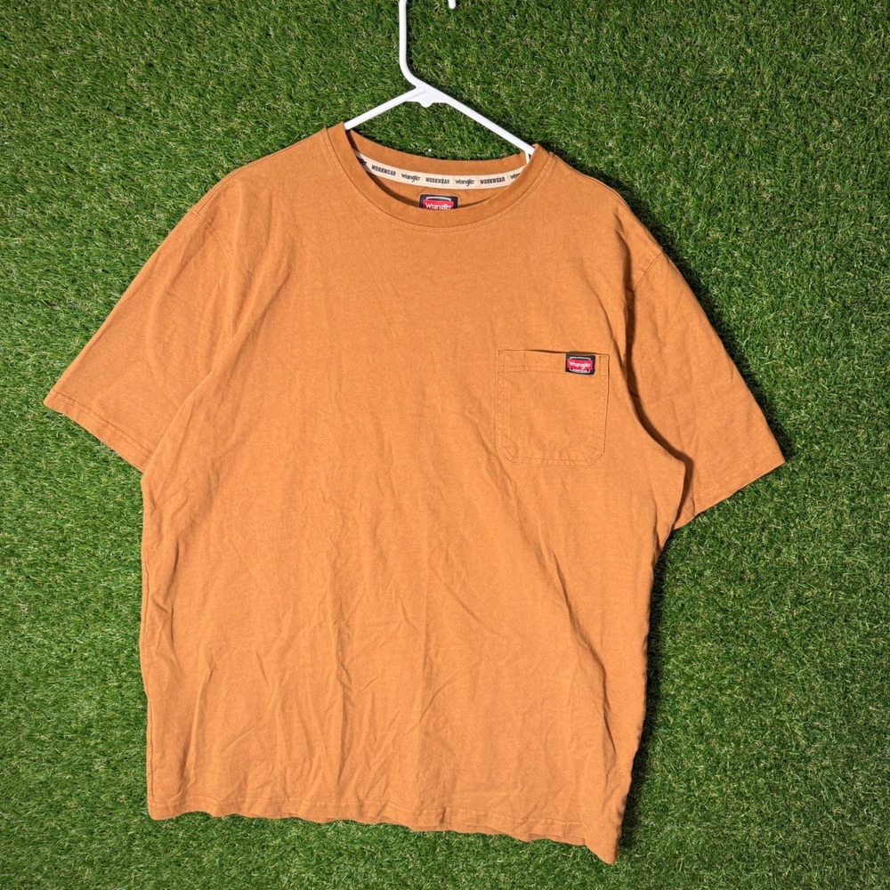 Wrangler Workwear Men's XLT/XGA Pocket T Shirt Tan Brown Crew Neck Short Sleeve